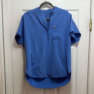 FIGS Sky Blue Montex Women's Scrub Top MEDIUM